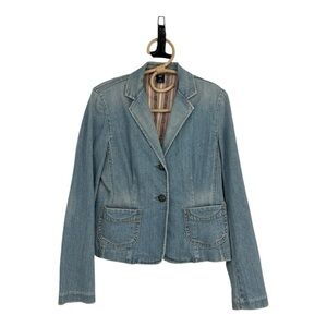 Vintage Y2K Light Denim Wash Tailored Fit Stretch Denim Jacket by Gap “04 Size S
